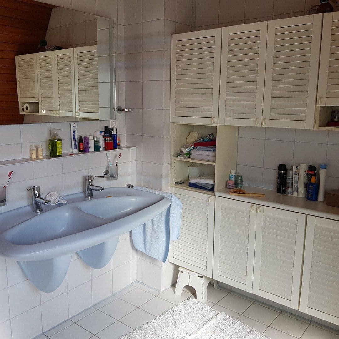Predaj domu 170 m², pozemok 607 m², Ligusterstr 48, Wendelstein, Bavorsko Predaj domu 170 m², pozemok 607 m², Ligusterstr 48, Wendelstein, Bavorsko