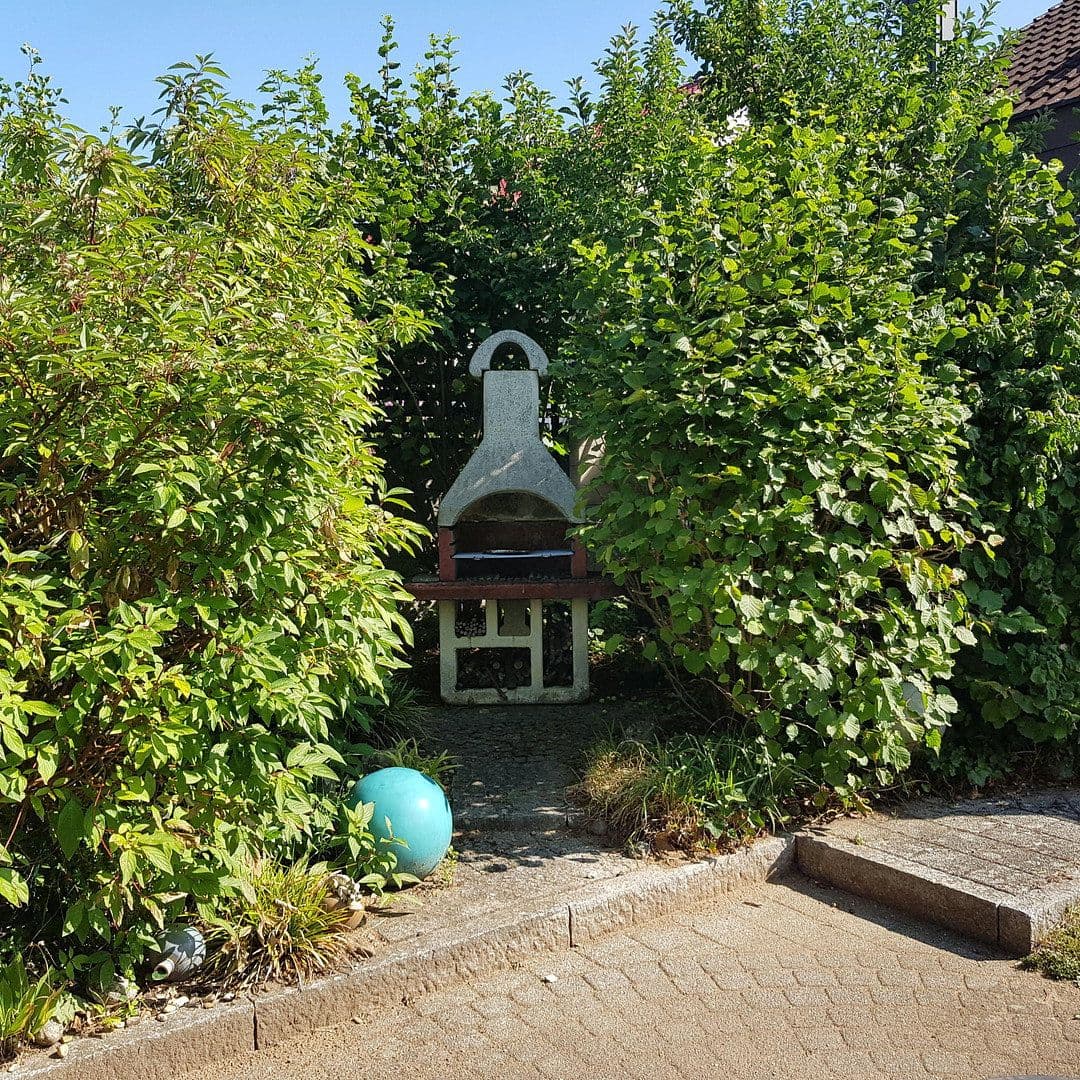 Predaj domu 170 m², pozemok 607 m², Ligusterstr 48, Wendelstein, Bavorsko Predaj domu 170 m², pozemok 607 m², Ligusterstr 48, Wendelstein, Bavorsko