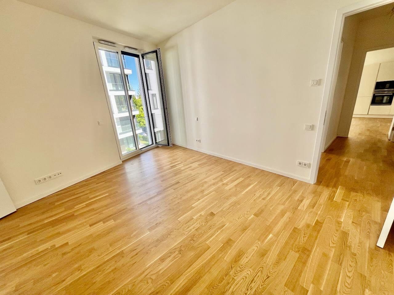 Predaj bytu 4-izbový 113 m², Heisenbergstraße 3, Berlin, Berlín Predaj bytu 4-izbový 113 m², Heisenbergstraße 3, Berlin, Berlín