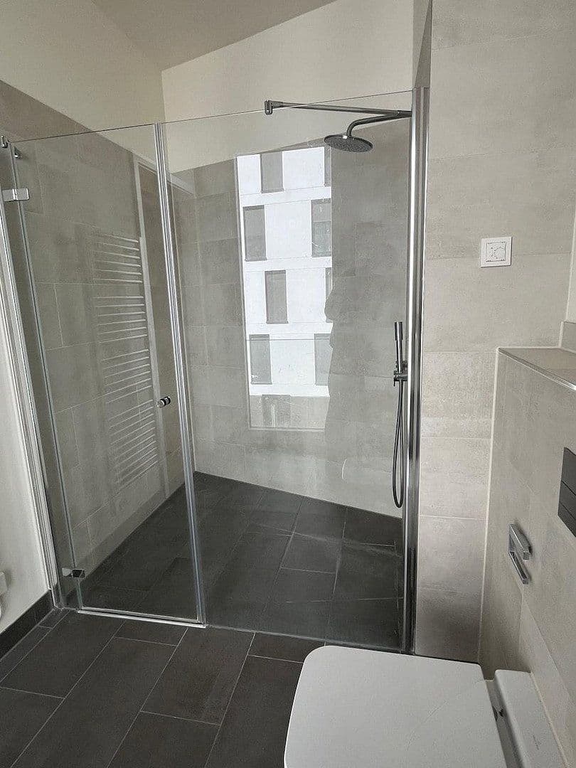 Predaj bytu 4-izbový 113 m², Heisenbergstraße 3, Berlin, Berlín Predaj bytu 4-izbový 113 m², Heisenbergstraße 3, Berlin, Berlín