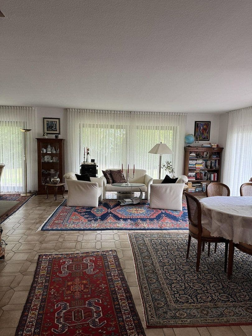 Predaj domu 245 m², pozemok 1.130 m², Am Waldpark, Köln, Severné Porýnie - Westfálsko Predaj domu 245 m², pozemok 1.130 m², Am Waldpark, Köln, Severné Porýnie - Westfálsko