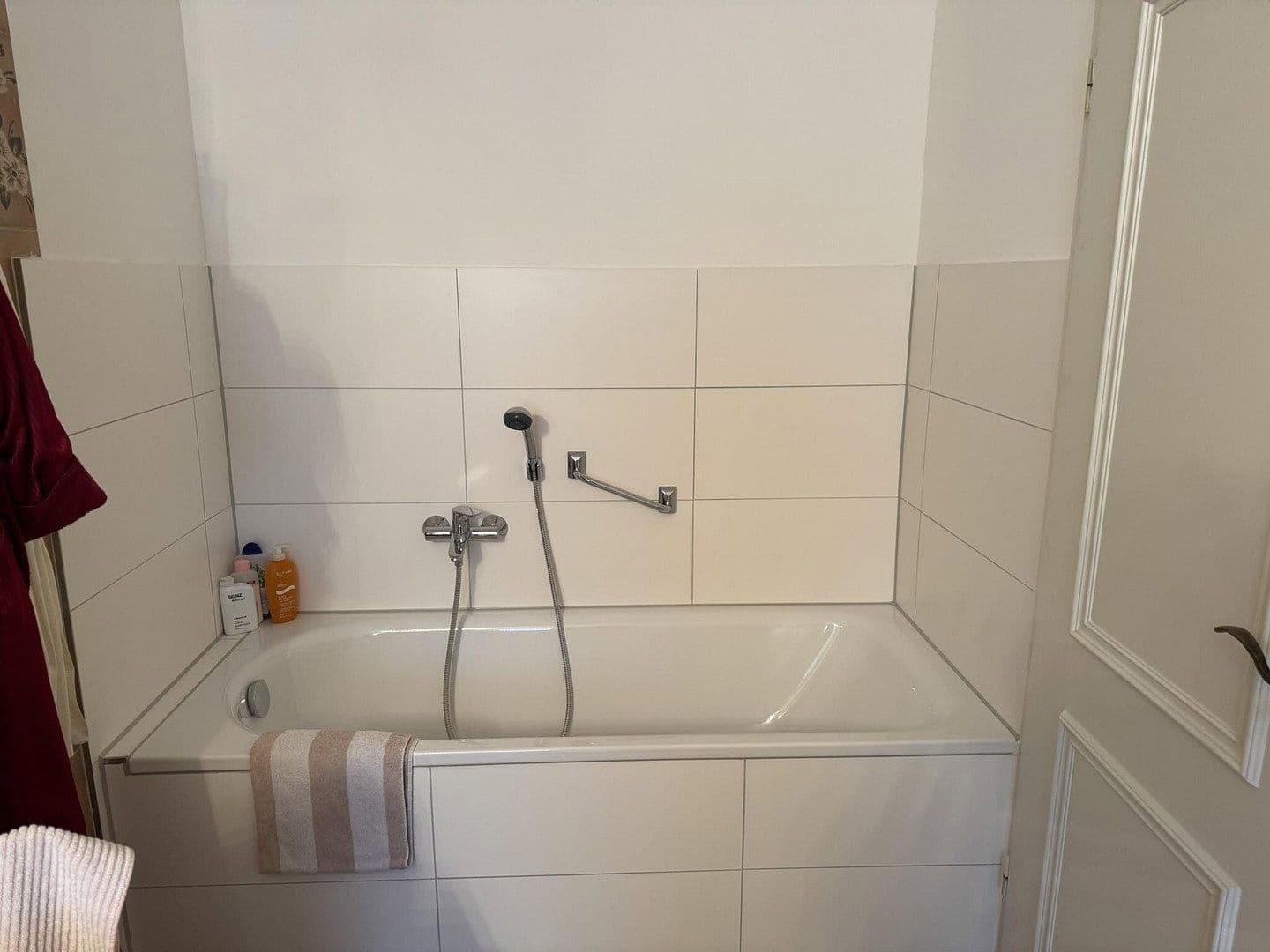 Predaj domu 245 m², pozemok 1.130 m², Am Waldpark, Köln, Severné Porýnie - Westfálsko Predaj domu 245 m², pozemok 1.130 m², Am Waldpark, Köln, Severné Porýnie - Westfálsko