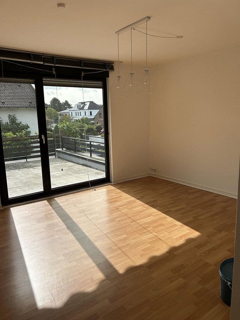 Predaj domu 245 m², pozemok 1.130 m², Am Waldpark, Köln, Severné Porýnie - Westfálsko Predaj domu 245 m², pozemok 1.130 m², Am Waldpark, Köln, Severné Porýnie - Westfálsko