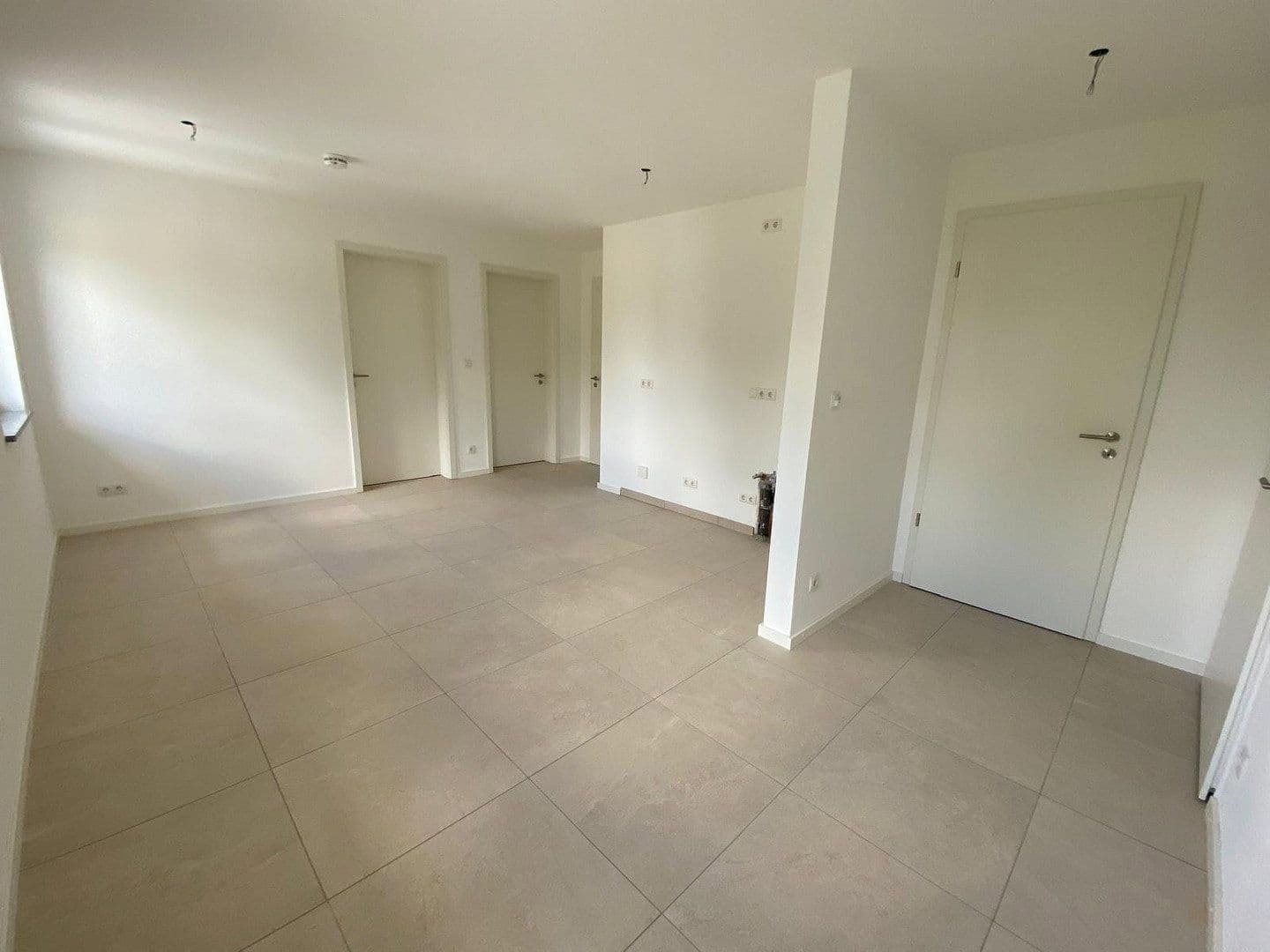 Prenájom bytu 3-izbový 63 m², Bahnhofstr. 18b, Grafing bei München, Bavorsko Prenájom bytu 3-izbový 63 m², Bahnhofstr. 18b, Grafing bei München, Bavorsko