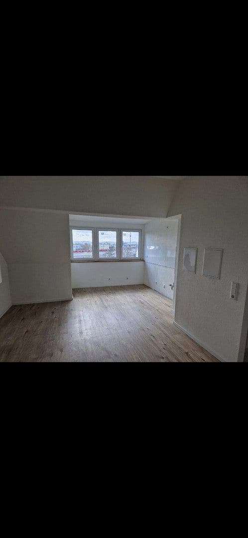 Predaj bytu 2-izbový 62 m², Ludwigshafen, Porýnie-Falcko Predaj bytu 2-izbový 62 m², Ludwigshafen, Porýnie-Falcko