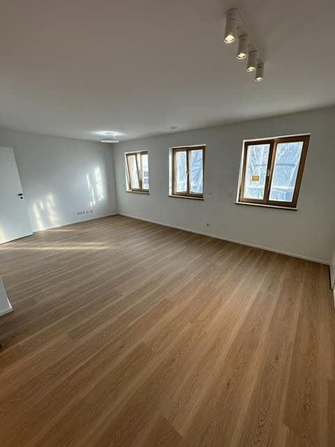 Prenájom bytu 3-izbový 66 m², Schwallgasse 21, Freystadt, Bavorsko Prenájom bytu 3-izbový 66 m², Schwallgasse 21, Freystadt, Bavorsko