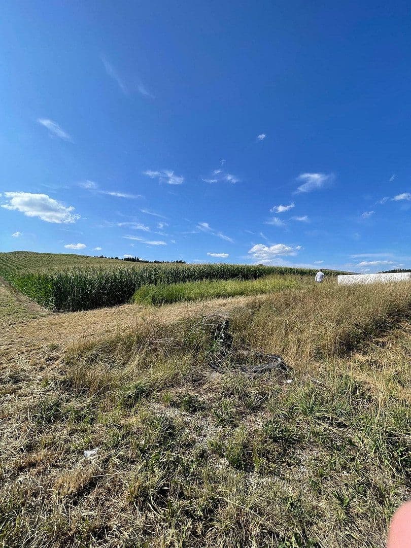 Predaj pozemku 4.000 m², Fuchshub 18, Reischach, Bavorsko Predaj pozemku 4.000 m², Fuchshub 18, Reischach, Bavorsko