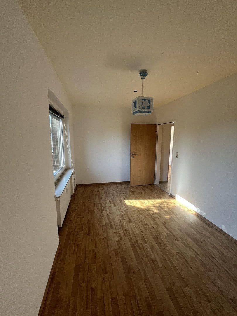 Predaj domu 145 m², pozemok 798 m², Schellerten, Dolné Sasko Predaj domu 145 m², pozemok 798 m², Schellerten, Dolné Sasko