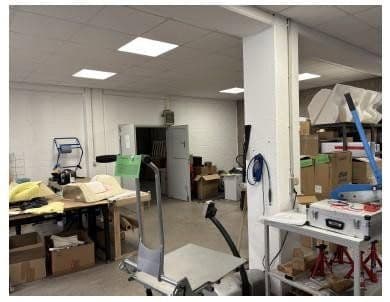 Prenájom nebytového priestoru 530 m², Raiffeisenstr. 3a, Langenfeld (Rheinland), Severné Porýnie - Westfálsko Prenájom nebytového priestoru 530 m², Raiffeisenstr. 3a, Langenfeld (Rheinland), Severné Porýnie - Westfálsko
