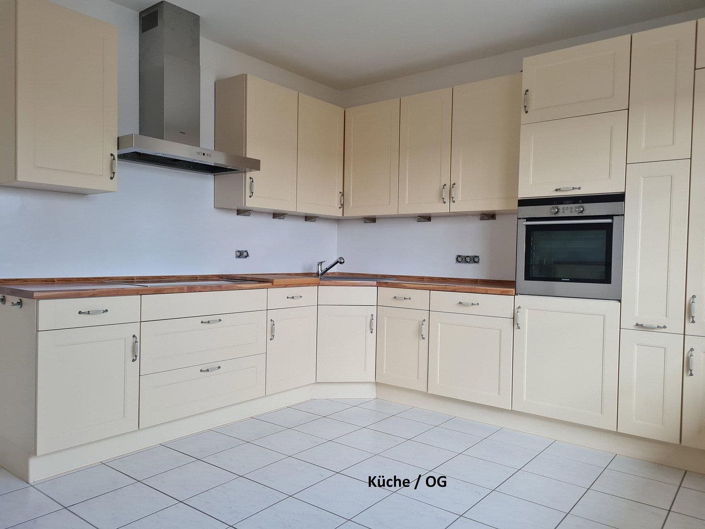 Predaj bytu 6-izbový 187 m², Auguste-Schmidt-Straße 38, Zweibrücken, Porýnie-Falcko Predaj bytu 6-izbový 187 m², Auguste-Schmidt-Straße 38, Zweibrücken, Porýnie-Falcko