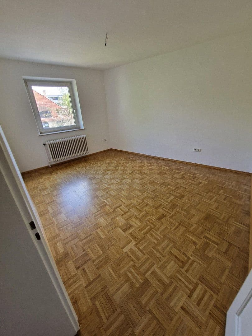 Prenájom bytu 3-izbový 79 m², Stettenstraße 36, Augsburg, Bavorsko Prenájom bytu 3-izbový 79 m², Stettenstraße 36, Augsburg, Bavorsko