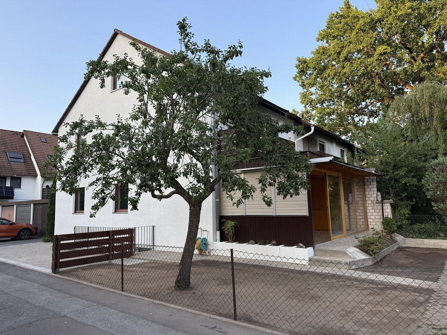 Predaj domu 141 m², pozemok 316 m², Schwabach, Bavorsko Predaj domu 141 m², pozemok 316 m², Schwabach, Bavorsko