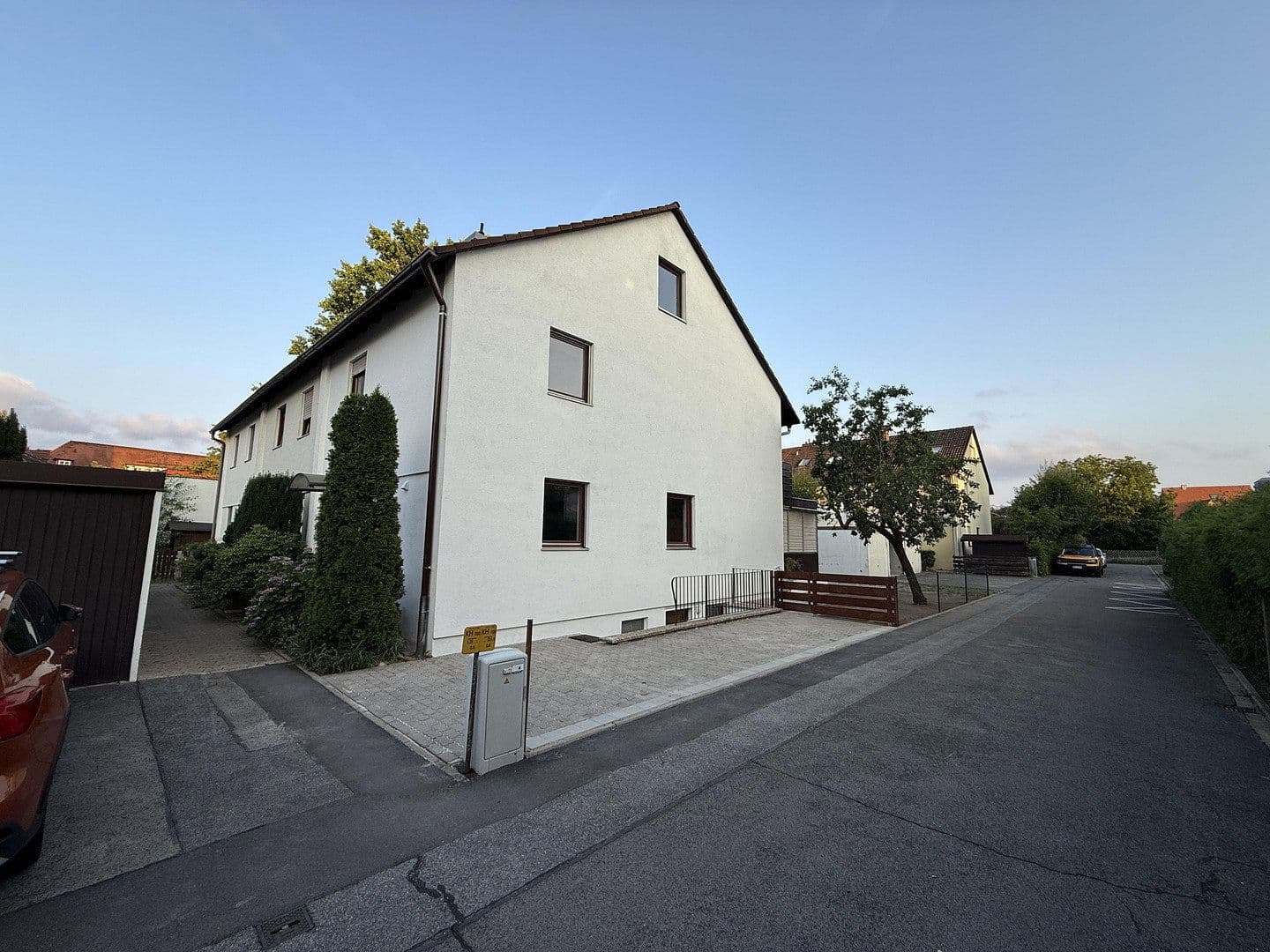 Predaj domu 141 m², pozemok 316 m², Schwabach, Bavorsko Predaj domu 141 m², pozemok 316 m², Schwabach, Bavorsko