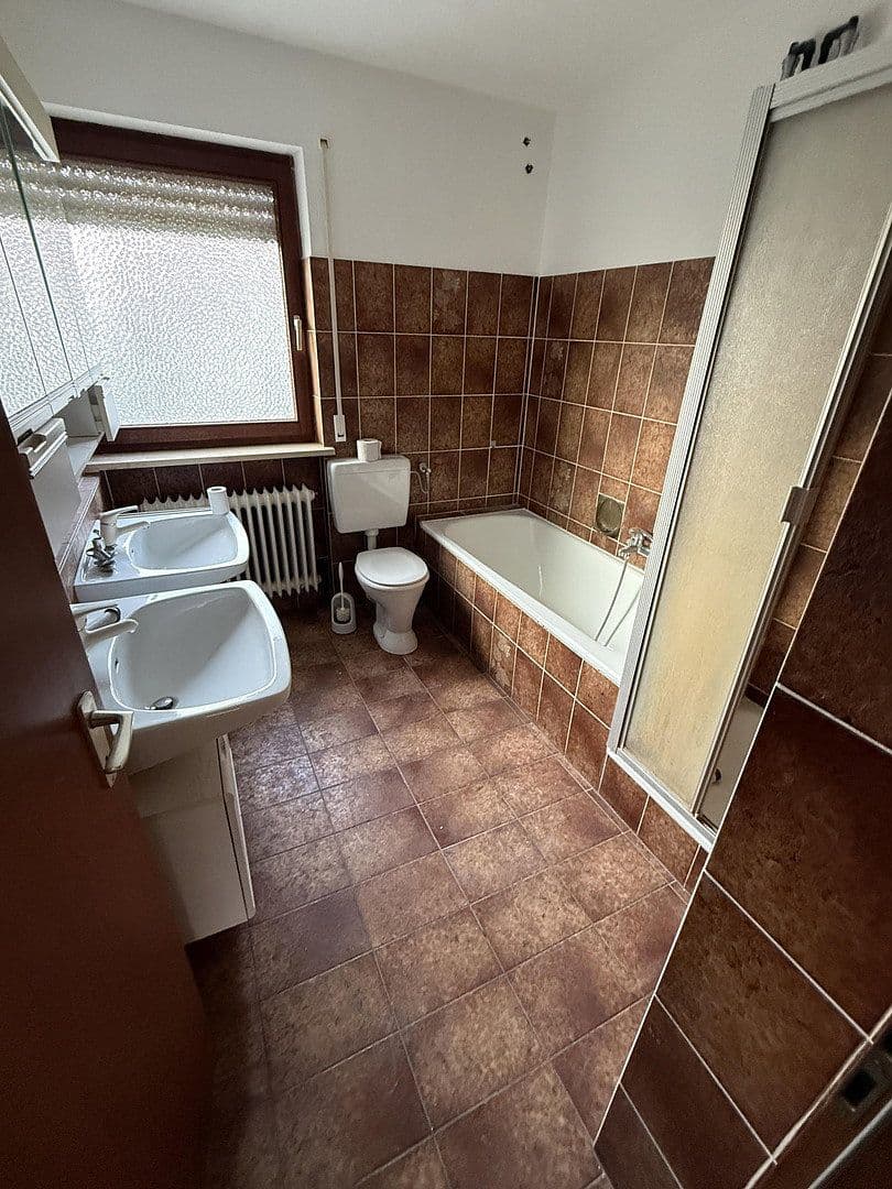 Predaj domu 141 m², pozemok 316 m², Schwabach, Bavorsko Predaj domu 141 m², pozemok 316 m², Schwabach, Bavorsko