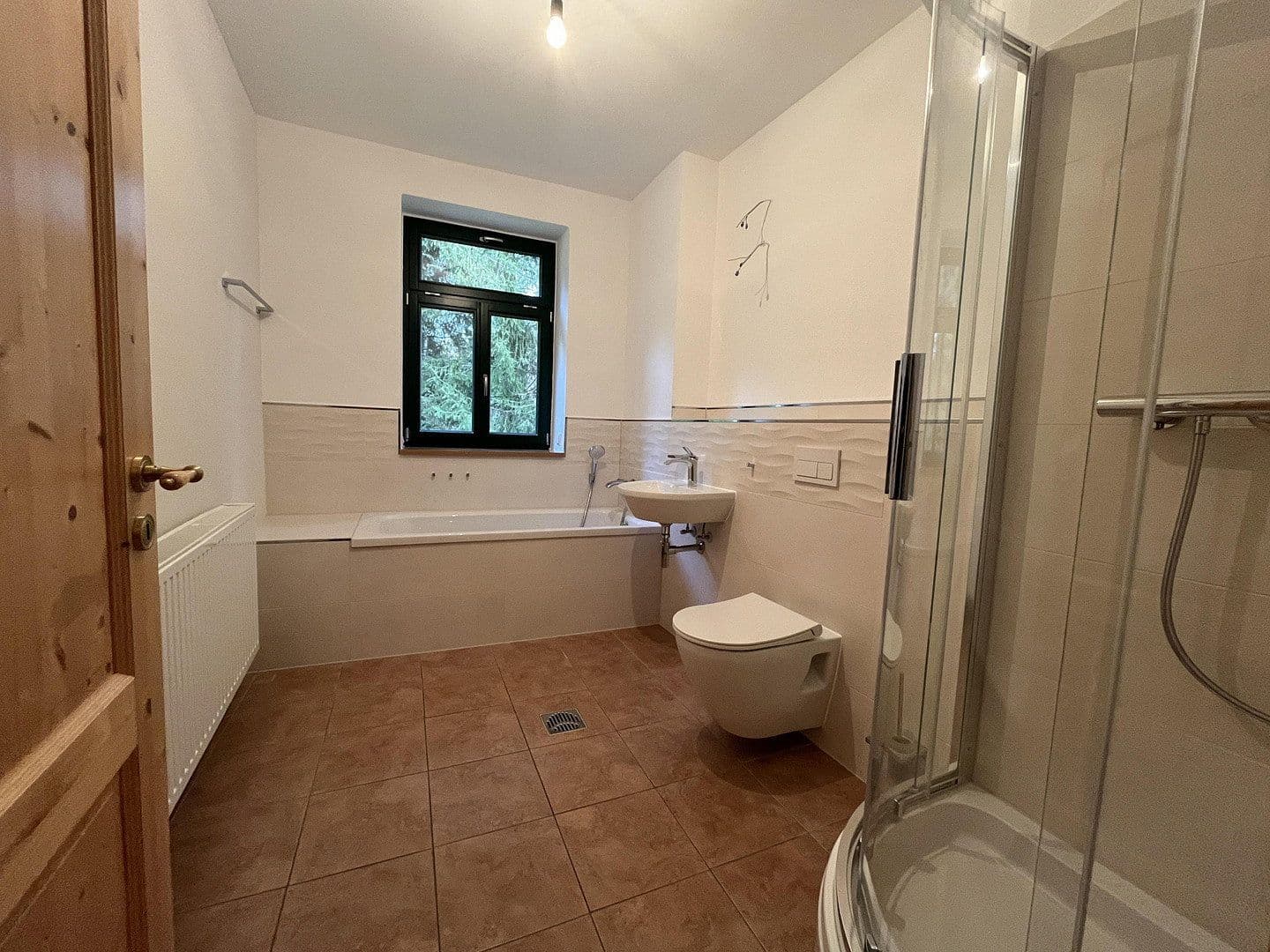 Predaj domu 268 m², pozemok 10.000 m², Eibenstock, Sasko Predaj domu 268 m², pozemok 10.000 m², Eibenstock, Sasko