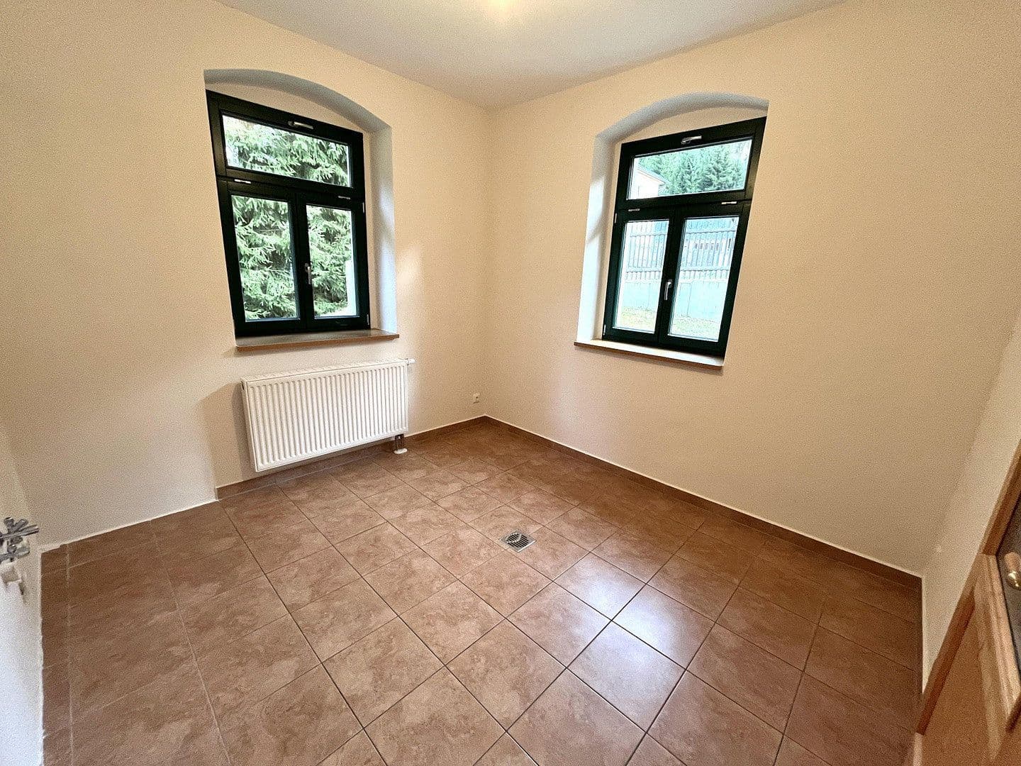 Predaj domu 268 m², pozemok 10.000 m², Eibenstock, Sasko Predaj domu 268 m², pozemok 10.000 m², Eibenstock, Sasko