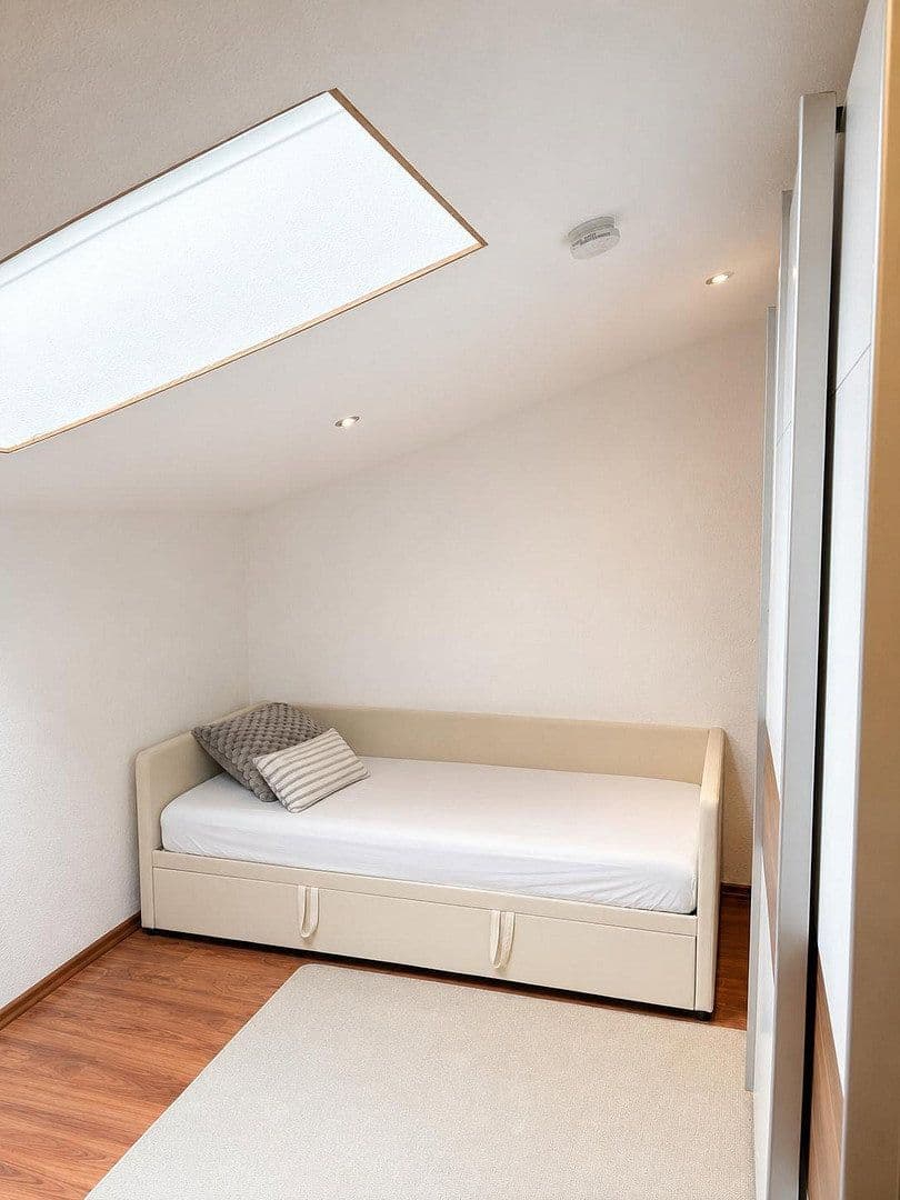 Prenájom bytu 3-izbový 82 m², Steinhöfeler Str. 25, Steinhöfel, Brandenbursko Prenájom bytu 3-izbový 82 m², Steinhöfeler Str. 25, Steinhöfel, Brandenbursko
