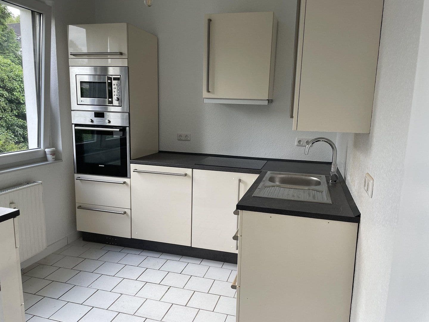 Prenájom bytu 2-izbový 46 m², Essen, Severné Porýnie - Westfálsko Prenájom bytu 2-izbový 46 m², Essen, Severné Porýnie - Westfálsko