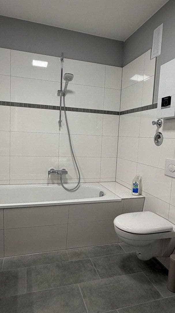 Predaj bytu 3-izbový 75 m², Ritterfelddamm 114b, Berlin, Berlín Predaj bytu 3-izbový 75 m², Ritterfelddamm 114b, Berlin, Berlín
