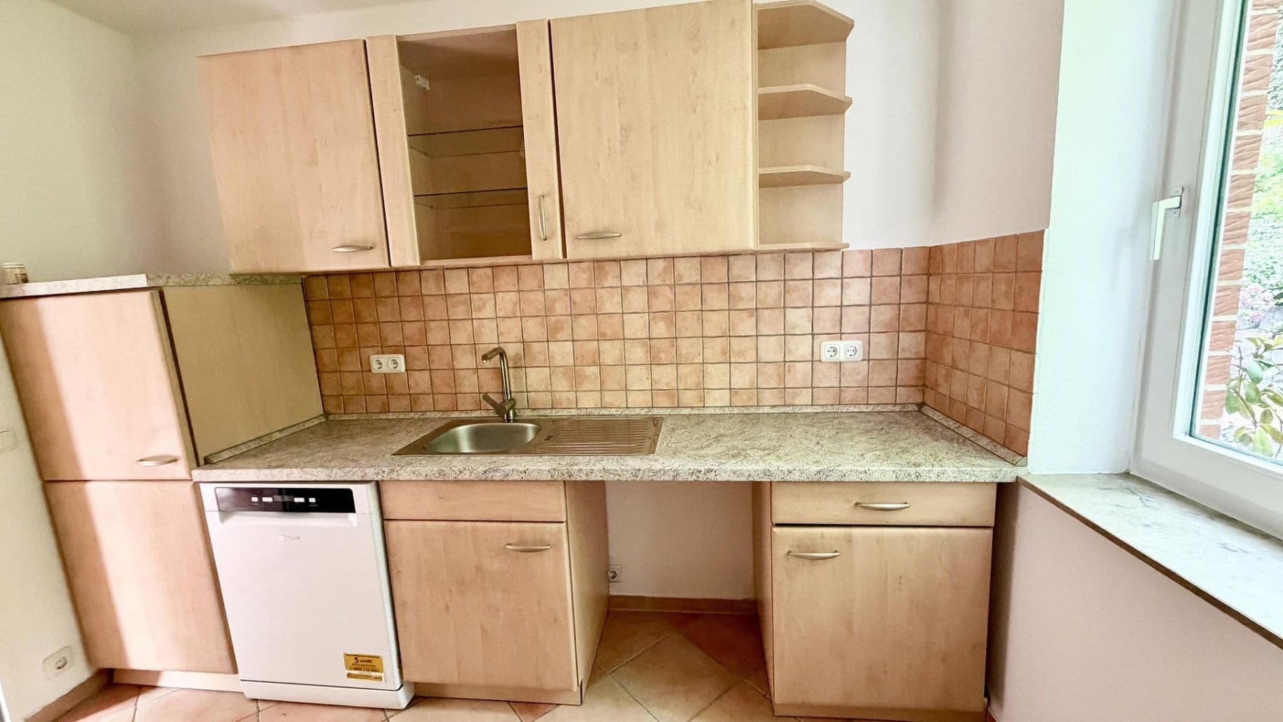 Predaj bytu 3-izbový 75 m², Ritterfelddamm 114b, Berlin, Berlín Predaj bytu 3-izbový 75 m², Ritterfelddamm 114b, Berlin, Berlín