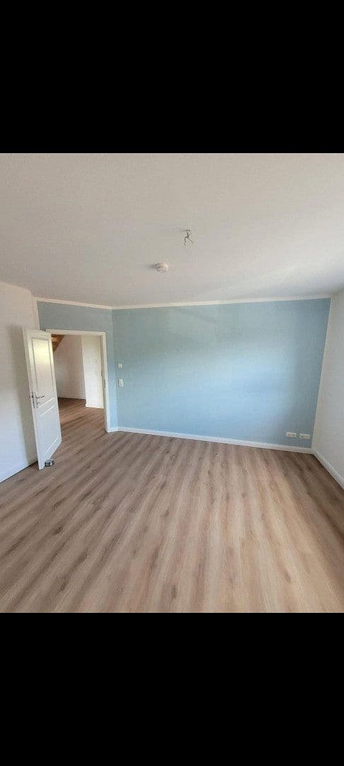 Prenájom bytu 5-izbový 155 m², Franzdorfer Weg 22, Schiphorst, Šlezvicko-Holštajnsko Prenájom bytu 5-izbový 155 m², Franzdorfer Weg 22, Schiphorst, Šlezvicko-Holštajnsko