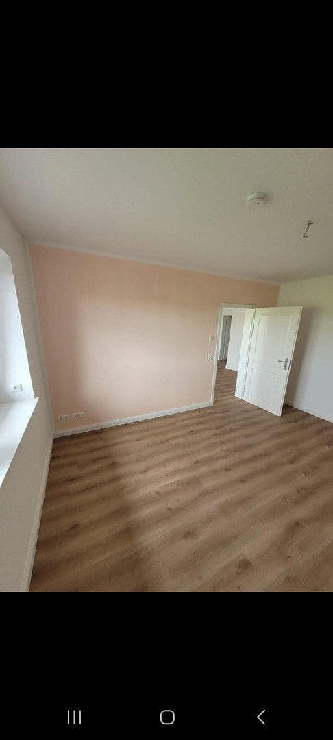 Prenájom bytu 5-izbový 155 m², Franzdorfer Weg 22, Schiphorst, Šlezvicko-Holštajnsko Prenájom bytu 5-izbový 155 m², Franzdorfer Weg 22, Schiphorst, Šlezvicko-Holštajnsko