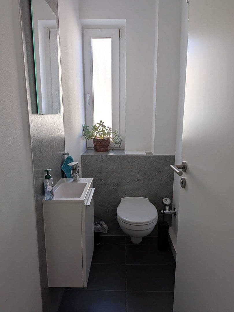 Prenájom bytu 2-izbový 61 m², Wilhelm-Glässing-Straße 9, Darmstadt, Hesensko Prenájom bytu 2-izbový 61 m², Wilhelm-Glässing-Straße 9, Darmstadt, Hesensko