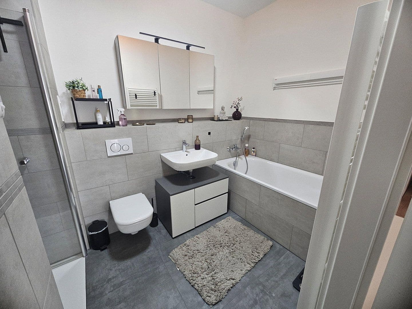 Predaj bytu 3-izbový 85 m², Berlin, Berlín Predaj bytu 3-izbový 85 m², Berlin, Berlín