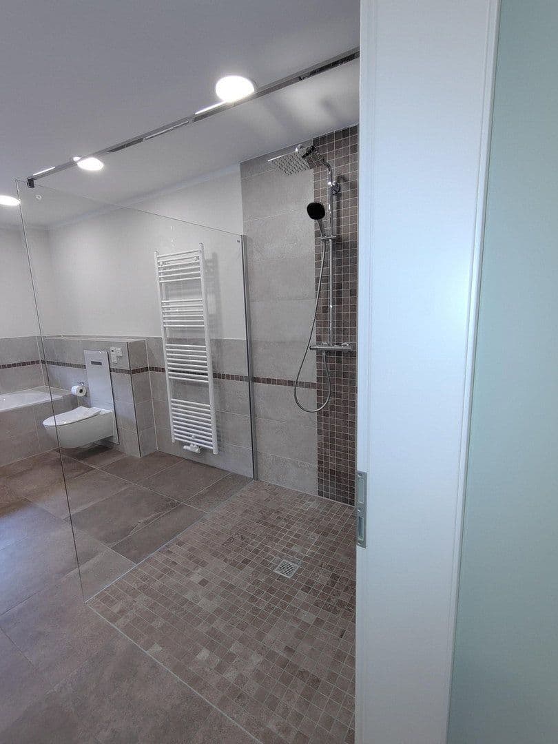 Prenájom bytu 3-izbový 112 m², Wolfenbüttel, Dolné Sasko Prenájom bytu 3-izbový 112 m², Wolfenbüttel, Dolné Sasko