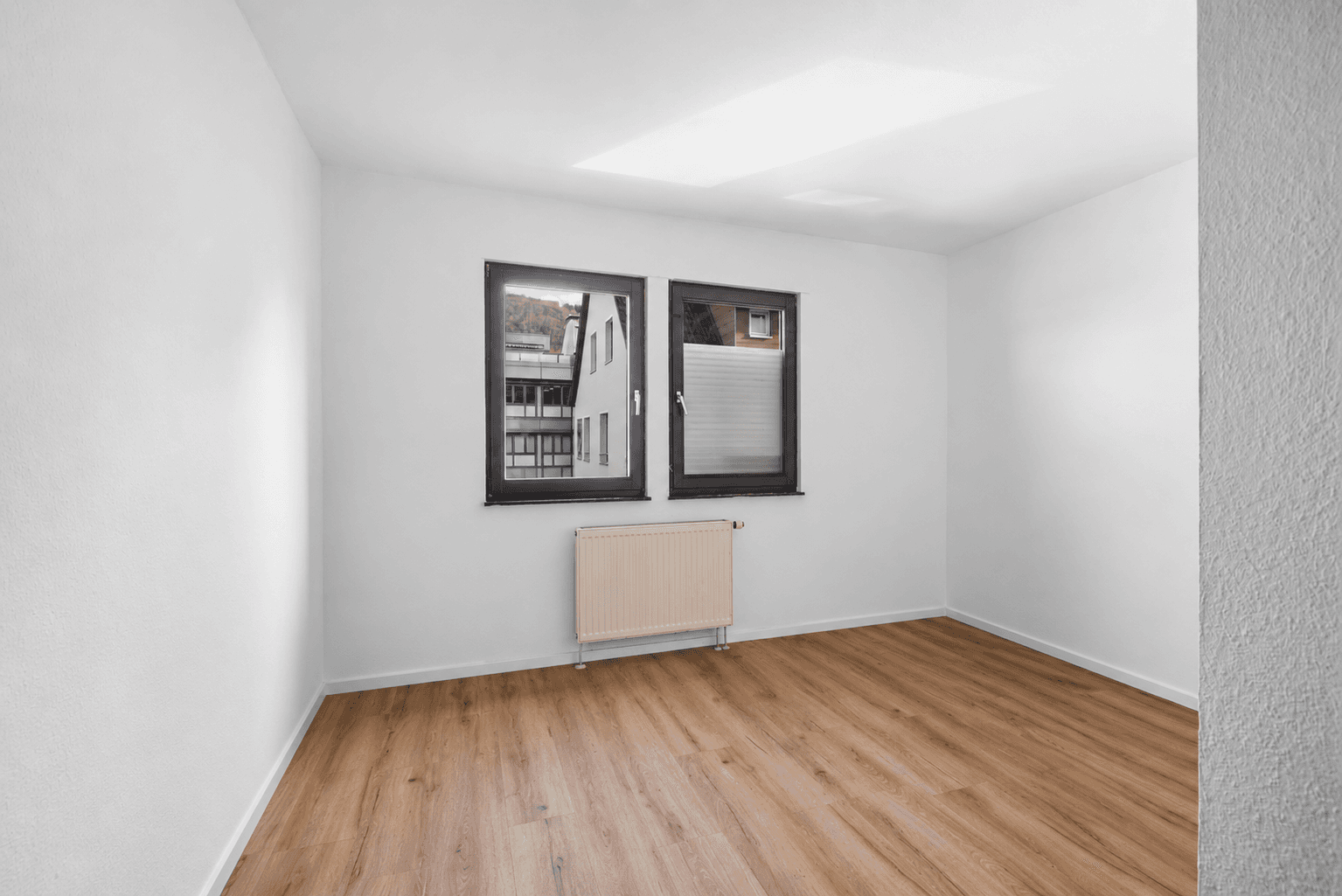 Prenájom bytu 1-izbový 25 m², Oberkochen, Bádensko-Wurttembersko Prenájom bytu 1-izbový 25 m², Oberkochen, Bádensko-Wurttembersko