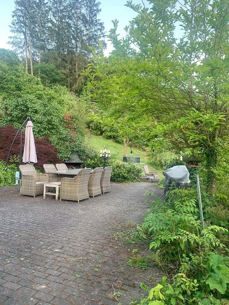 Predaj domu 200 m², pozemok 1.600 m², Balduinstein, Porýnie-Falcko Predaj domu 200 m², pozemok 1.600 m², Balduinstein, Porýnie-Falcko