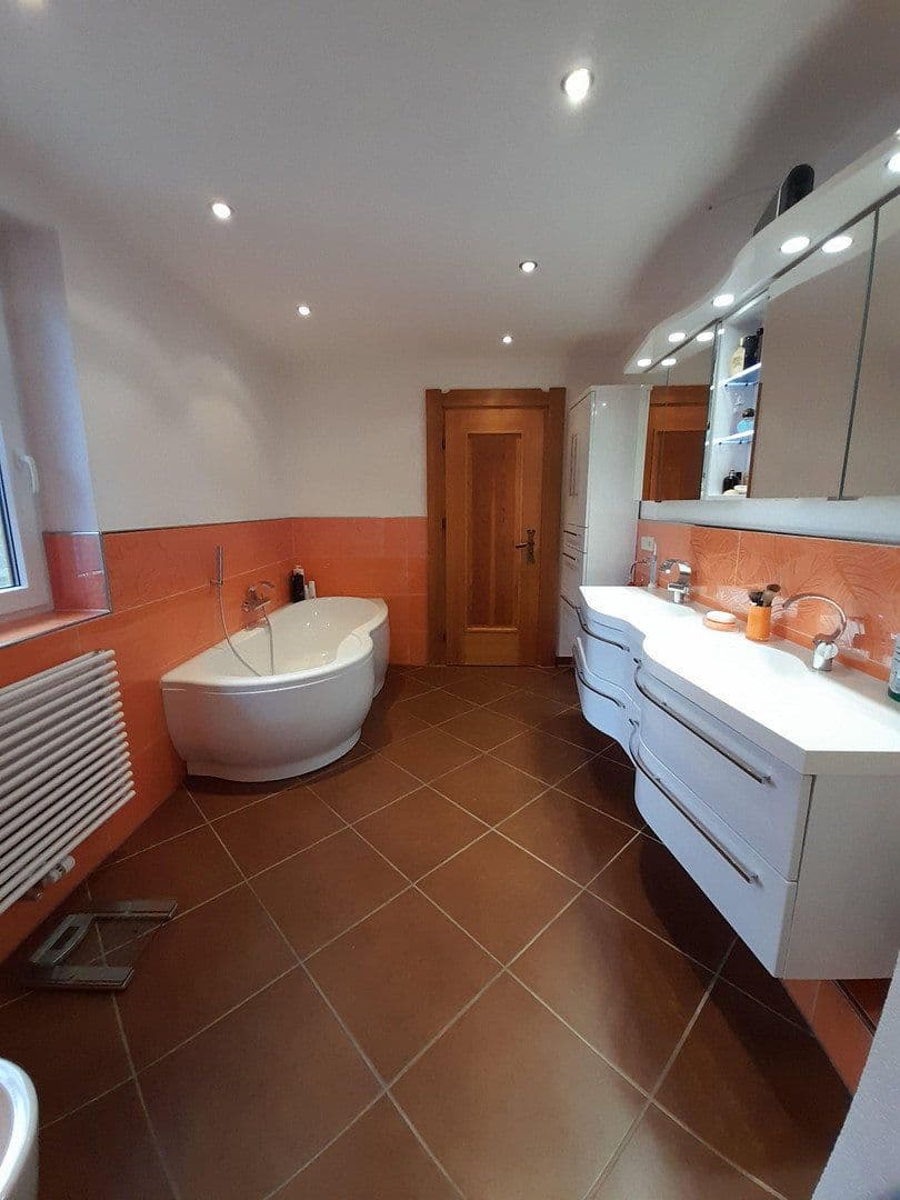 Predaj domu 330 m², pozemok 40.647 m², Füssen, Bavorsko Predaj domu 330 m², pozemok 40.647 m², Füssen, Bavorsko
