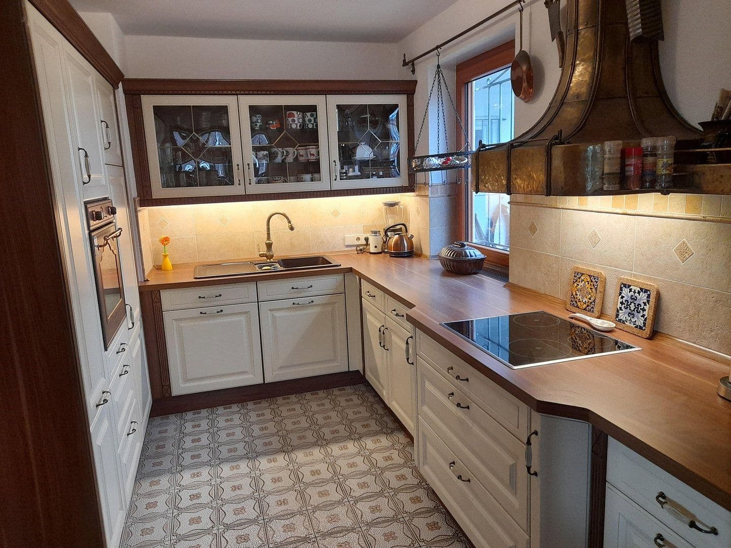 Predaj domu 330 m², pozemok 40.647 m², Füssen, Bavorsko Predaj domu 330 m², pozemok 40.647 m², Füssen, Bavorsko