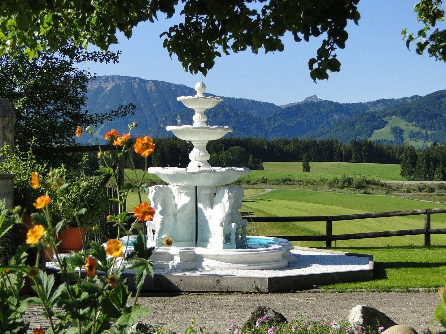 Predaj domu 330 m², pozemok 40.647 m², Füssen, Bavorsko Predaj domu 330 m², pozemok 40.647 m², Füssen, Bavorsko