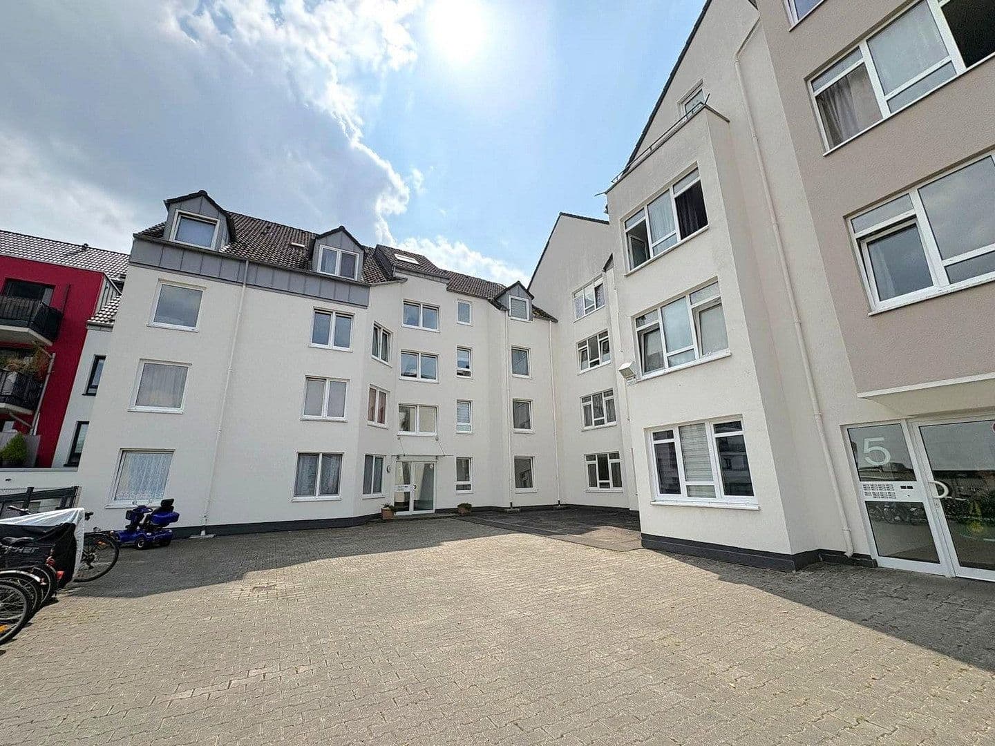 Predaj bytu 2-izbový 52 m², Richrather Str. 1, Langenfeld (Rheinland), Severné Porýnie - Westfálsko Predaj bytu 2-izbový 52 m², Richrather Str. 1, Langenfeld (Rheinland), Severné Porýnie - Westfálsko
