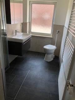 Prenájom bytu 2-izbový 42 m², Pirmasens, Porýnie-Falcko Prenájom bytu 2-izbový 42 m², Pirmasens, Porýnie-Falcko