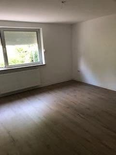 Prenájom bytu 2-izbový 42 m², Pirmasens, Porýnie-Falcko Prenájom bytu 2-izbový 42 m², Pirmasens, Porýnie-Falcko