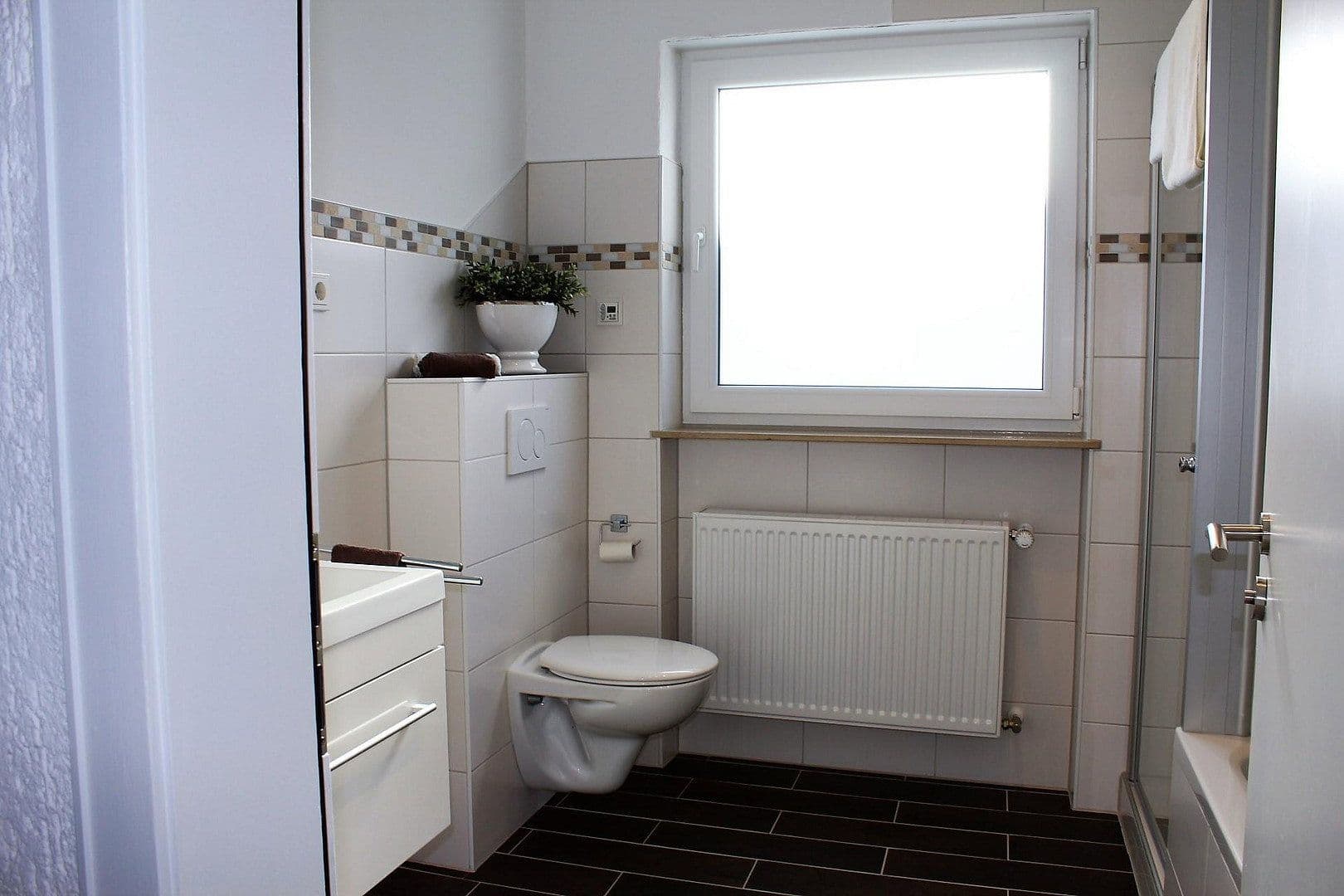 Predaj domu 201 m², pozemok 804 m², Runkel, Hesensko Predaj domu 201 m², pozemok 804 m², Runkel, Hesensko