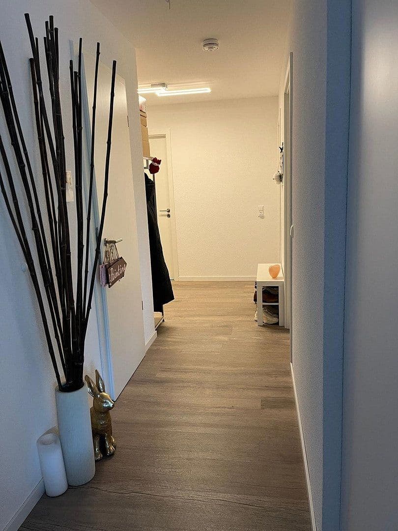 Prenájom bytu 3-izbový 89 m², Schopfheimerstr. 20, Lörrach, Bádensko-Wurttembersko Prenájom bytu 3-izbový 89 m², Schopfheimerstr. 20, Lörrach, Bádensko-Wurttembersko