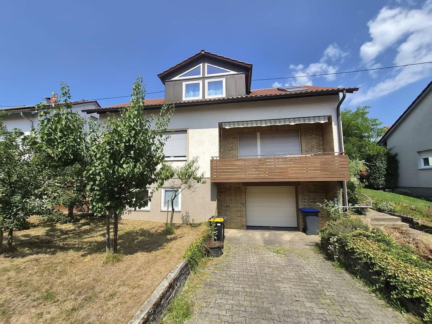 Predaj domu 152 m², pozemok 437 m², Ammerstraße 20, Nürtingen, Bádensko-Wurttembersko Predaj domu 152 m², pozemok 437 m², Ammerstraße 20, Nürtingen, Bádensko-Wurttembersko