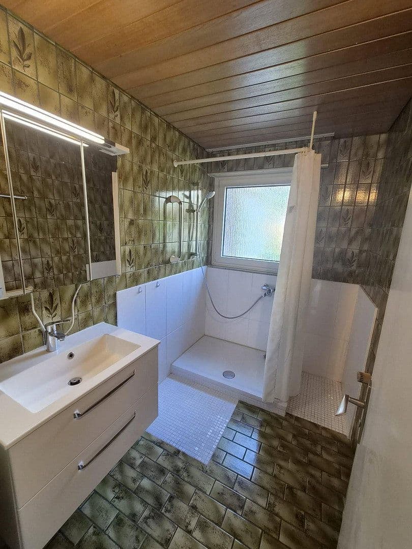 Predaj domu 152 m², pozemok 437 m², Ammerstraße 20, Nürtingen, Bádensko-Wurttembersko Predaj domu 152 m², pozemok 437 m², Ammerstraße 20, Nürtingen, Bádensko-Wurttembersko