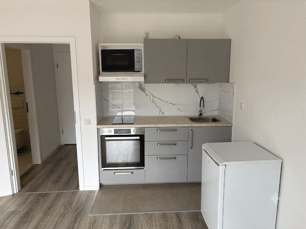 Prenájom bytu 1-izbový 29 m², Bergstraße 6, 5, 1 und 7, Mittenwalde, Brandenbursko Prenájom bytu 1-izbový 29 m², Bergstraße 6, 5, 1 und 7, Mittenwalde, Brandenbursko