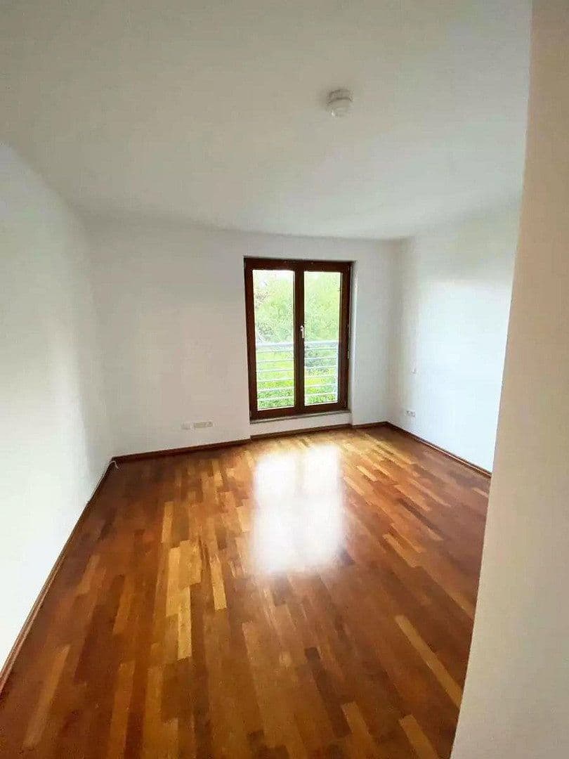 Prenájom bytu 2-izbový 54 m², Starnberg, Bavorsko Prenájom bytu 2-izbový 54 m², Starnberg, Bavorsko