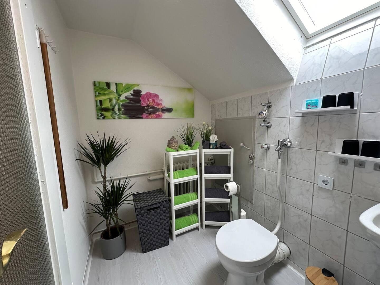 Prenájom bytu 4-izbový 69 m², Augsburg, Bavorsko Prenájom bytu 4-izbový 69 m², Augsburg, Bavorsko