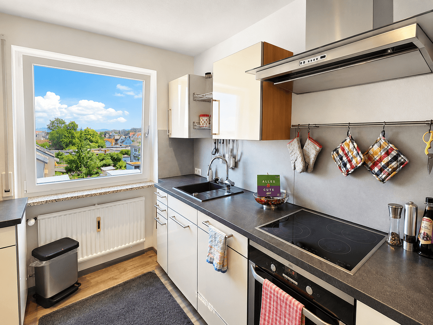 Prenájom bytu 4-izbový 80 m², Gaggstraße 3, Friedrichshafen, Bádensko-Wurttembersko Prenájom bytu 4-izbový 80 m², Gaggstraße 3, Friedrichshafen, Bádensko-Wurttembersko