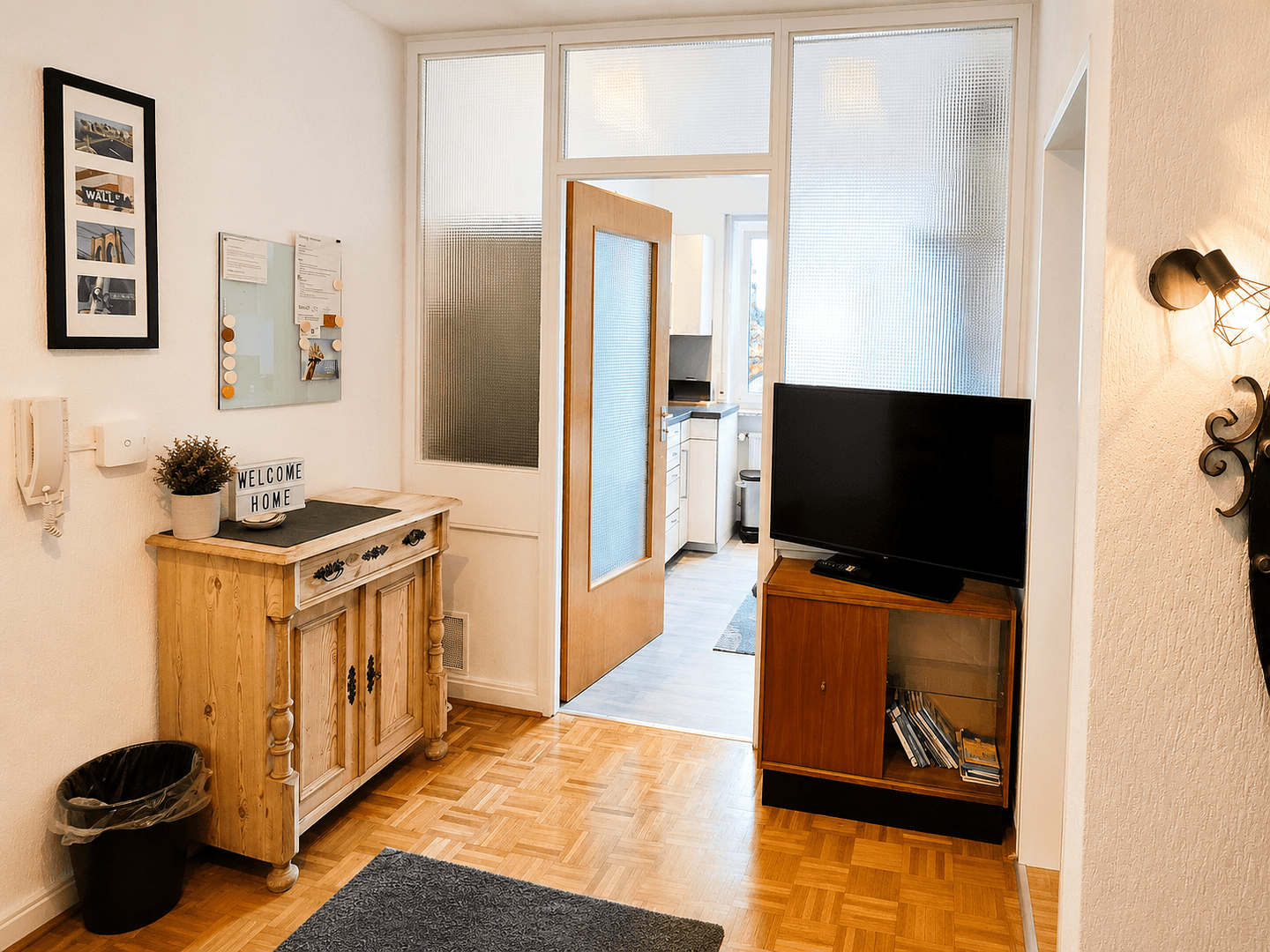 Prenájom bytu 4-izbový 80 m², Gaggstraße 3, Friedrichshafen, Bádensko-Wurttembersko Prenájom bytu 4-izbový 80 m², Gaggstraße 3, Friedrichshafen, Bádensko-Wurttembersko