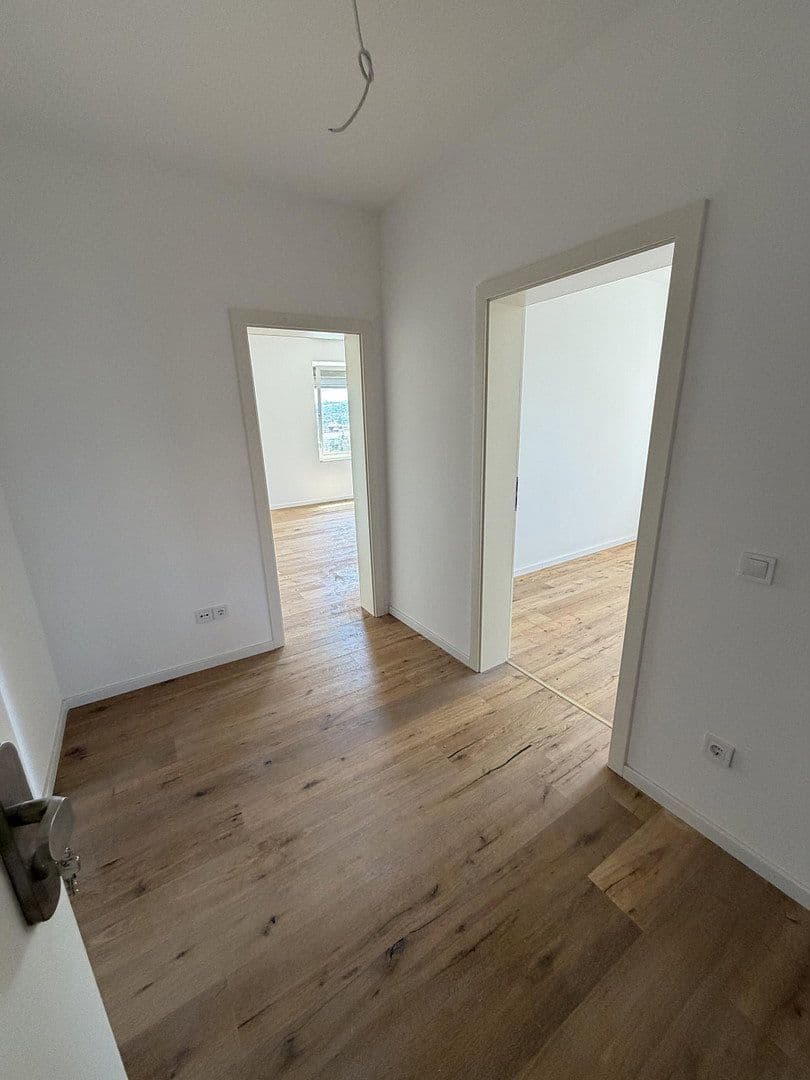 Prenájom bytu 3-izbový 55 m², Zabergäustr. 97, Stuttgart, Bádensko-Wurttembersko Prenájom bytu 3-izbový 55 m², Zabergäustr. 97, Stuttgart, Bádensko-Wurttembersko