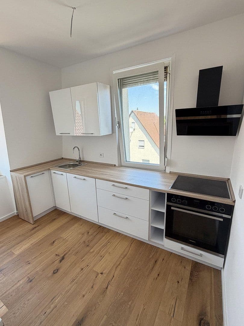 Prenájom bytu 3-izbový 55 m², Zabergäustr. 97, Stuttgart, Bádensko-Wurttembersko Prenájom bytu 3-izbový 55 m², Zabergäustr. 97, Stuttgart, Bádensko-Wurttembersko