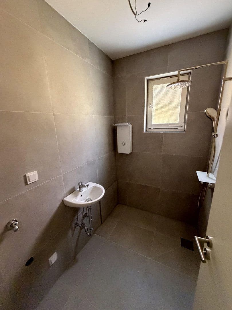 Prenájom bytu 3-izbový 55 m², Zabergäustr. 97, Stuttgart, Bádensko-Wurttembersko Prenájom bytu 3-izbový 55 m², Zabergäustr. 97, Stuttgart, Bádensko-Wurttembersko