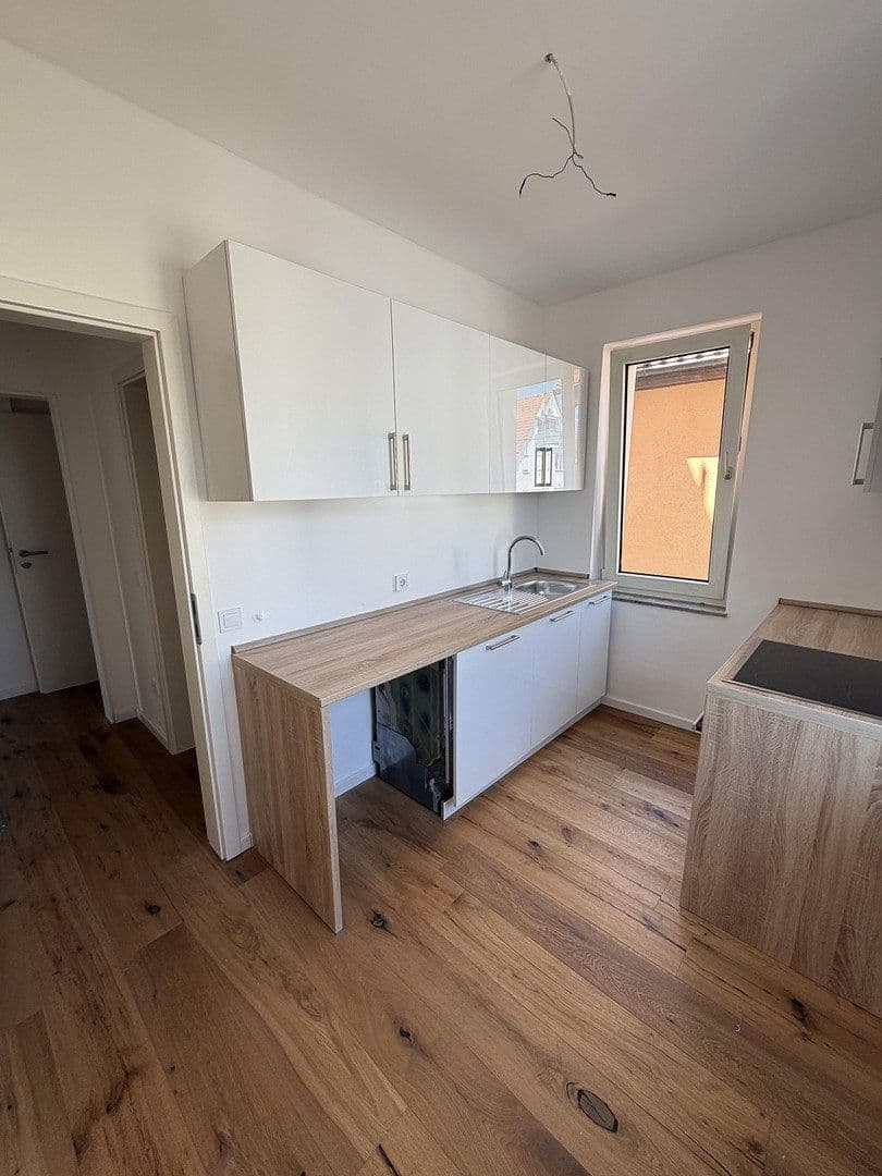 Prenájom bytu 3-izbový 55 m², Zabergäustr. 97, Stuttgart, Bádensko-Wurttembersko Prenájom bytu 3-izbový 55 m², Zabergäustr. 97, Stuttgart, Bádensko-Wurttembersko
